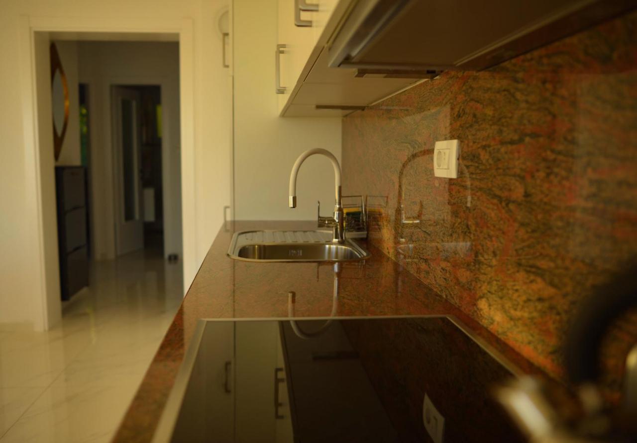Villa Annika ลอฟราน ภายนอก รูปภาพ